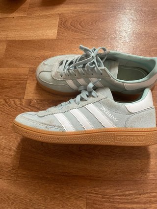 Adidas Spezial Nr:33Teal/Blanco y levis Mr;32