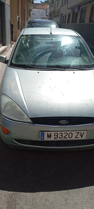 Ford Focus 2000