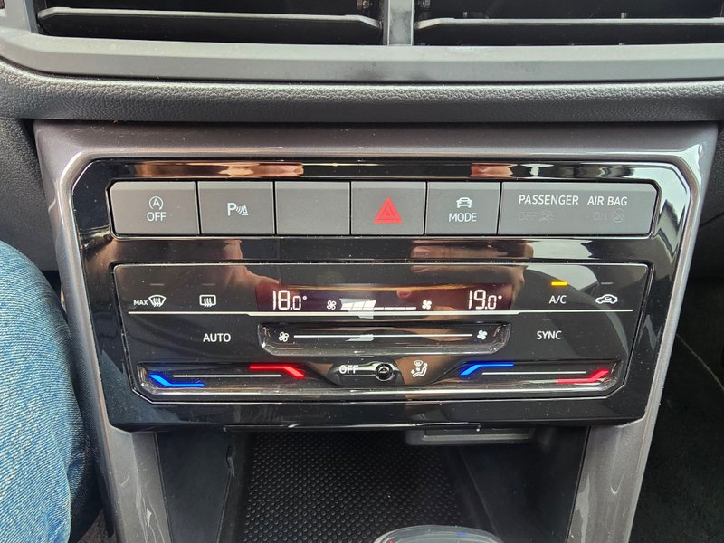 Volkswagen T-Cross Sport 1.5 TSI DSG (2021) 2022, foto 45