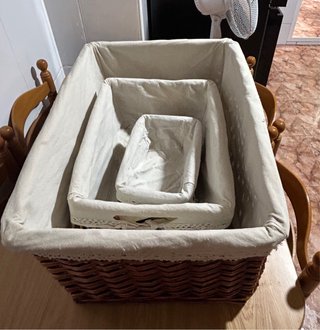Conjunto 3 cestos mimbre y tela beige/marrón