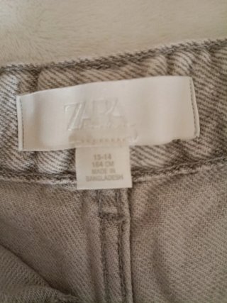 Falda pantalón vaquera gris.