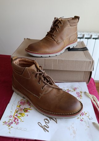 Botas Clarks Piel Hombre Marrones Talla 43 de 120€