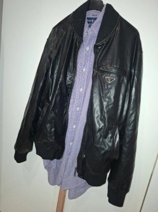 Chaqueta de cuero Prada Negra