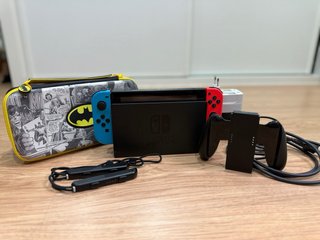 Nintendo Switch Azul y Rojo