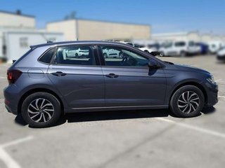VOLKSWAGEN polo
