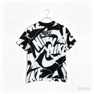 Camiseta Nike Blanca y Negra Talla M