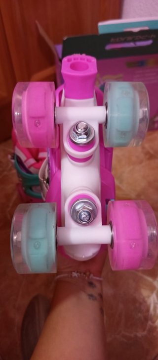 Patines infantiles ajustables  talla 26/29