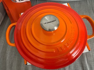 Olla Le Creuset Signature 20cm Roja/Naranja