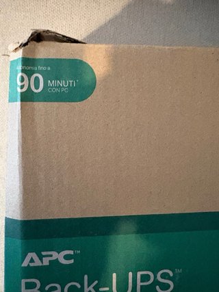 APC Back-UPS 850 SAI 650VA