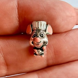 Charm Remy de Ratatouille Disney