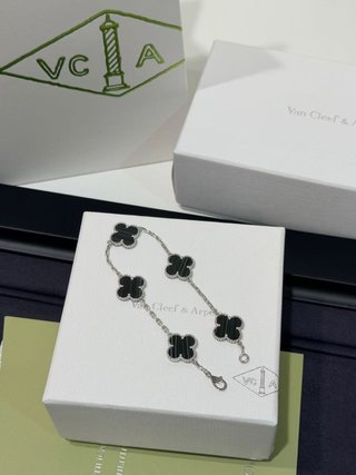 Pulsera Van Cleef & Arpels Negra