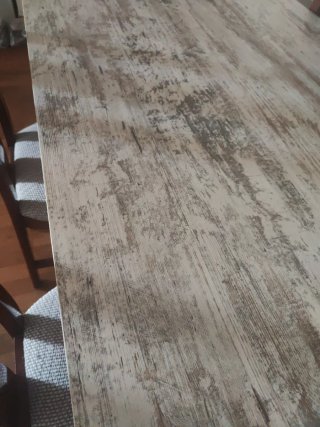 Mesa y 4 sillas comedor