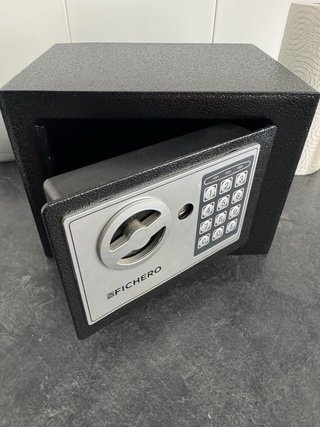 Caja Fuerte Fichero Negra y Plateada