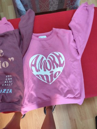 2 sudaderas niña la la rosa es de 11/12 y 9/10