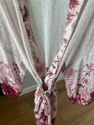 Bata kimono Oysho floral