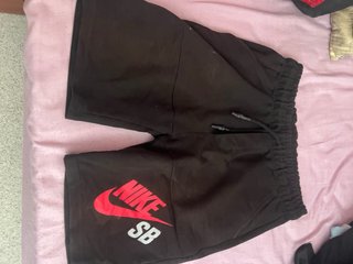 Pantalones cortos Nike SB negros