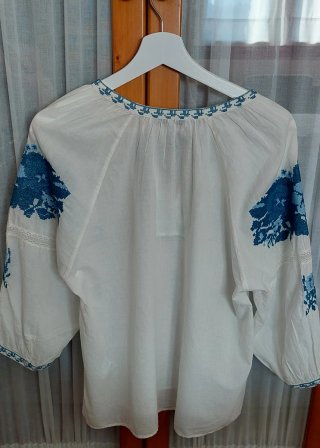 Blusa blanca Gerard Darel bordada