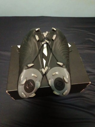 Botas de fútbol Nike Phantom gx negras