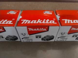 3 Baterías Makita LXT 18V 6Ah BL1860B