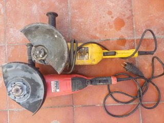 Amoladora Angular Milwaukee y Dewalt