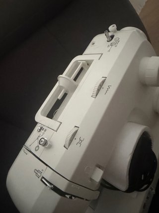 Máquina de coser SilverCrest