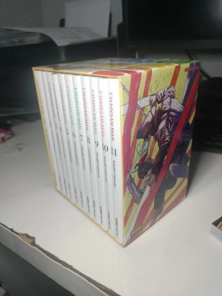 Tomos de Chainsaw Man