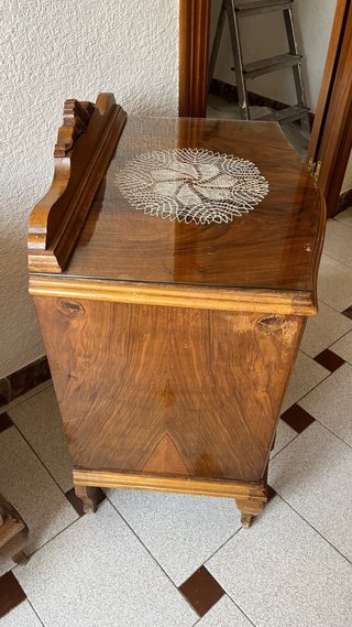 Mesitas de noche antiguas madera y cristal