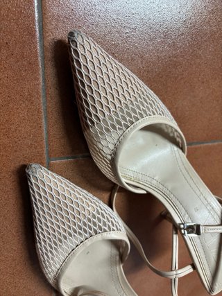 Tacones beige malla finos talla 37