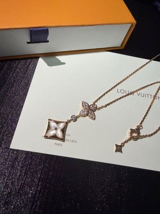Collar Louis Vuitton Flor Diamantes Oro Blanco