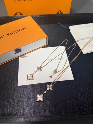 Collar Louis Vuitton Flor Diamantes Oro Blanco