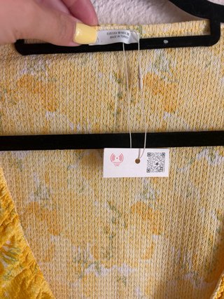 Blusa Zara floral volantes talla M