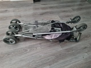 Silla de paseo tipo paraguas negra