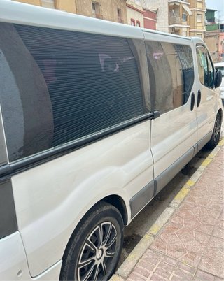 Nissan Primastar Larga 9 Plazas