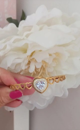 Pulsera Corazón con Circonitas Dorada