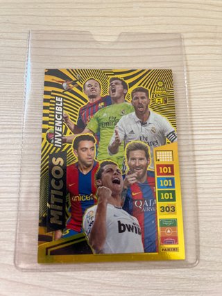 Cromos Panini Míticos Invencibles