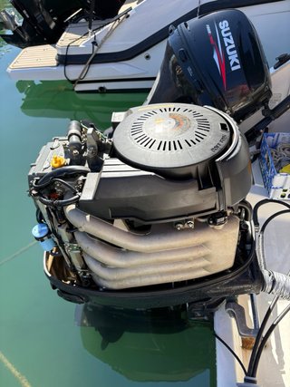 Motor Suzuki DF 140