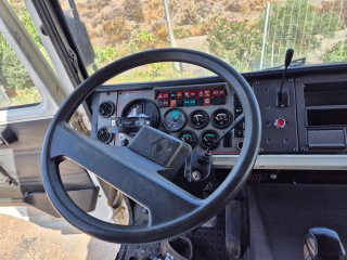 Camión Grúa Renault 340ti