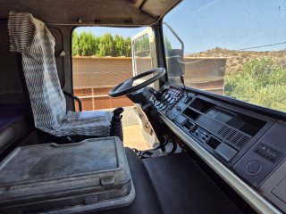Camión Grúa Renault 340ti