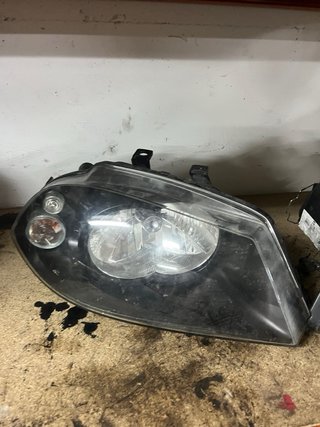 Focos Delanteros Seat Ibiza 6L