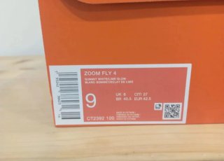 Nike Zoom Fly 4 (42,5 EU)