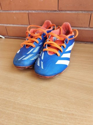 Botas Adidas Predator Futbol Niños Talla 34