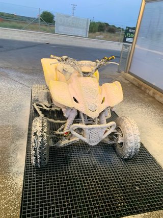 Suzuki LTZ 400