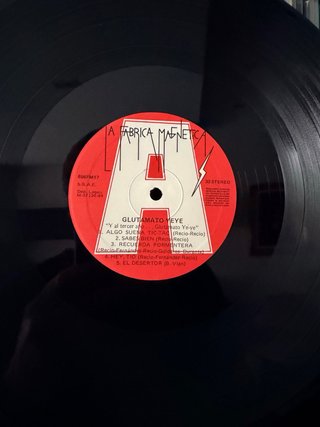 Glutamato Ye-Ye  - Y al tercer año…Vinilo 1989.