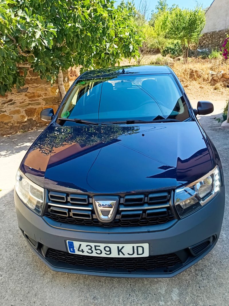Dacia Sandero 2018 - foto 1