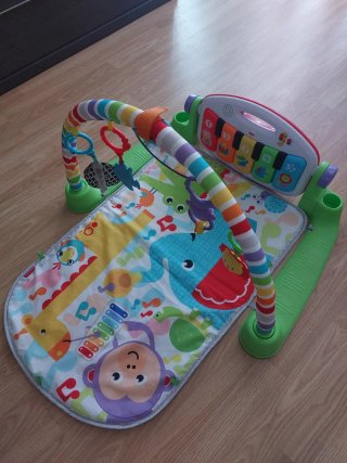 Gimnasio Bebé Fisher-Price Piano Colgantes