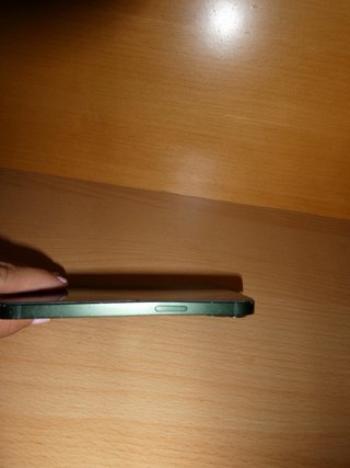 iPhone 13 Verde + Custodia Trasparente