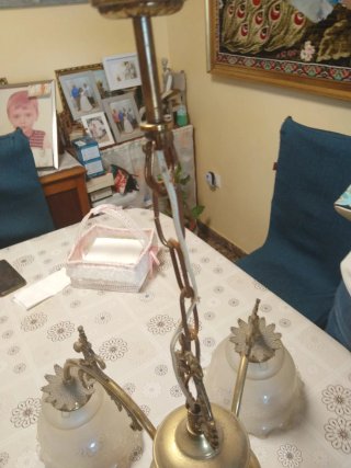 Lámpara de techo antigua