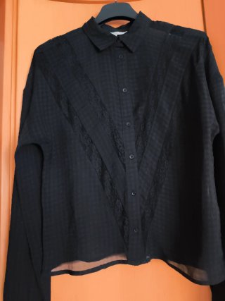 Camisa negra chica