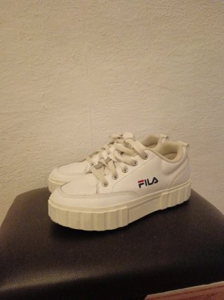 Zapatillas Fila blancas