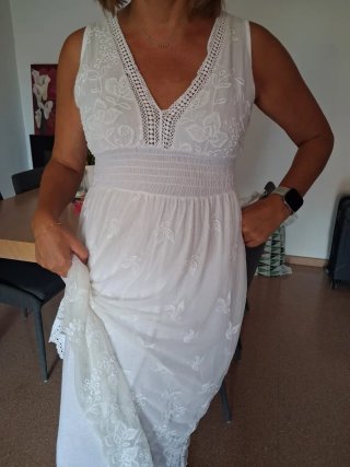 Vestido largo blanco bordado